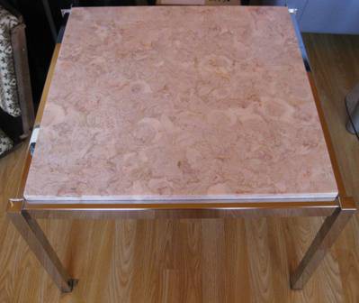 Márványlapos asztal 250 Ron